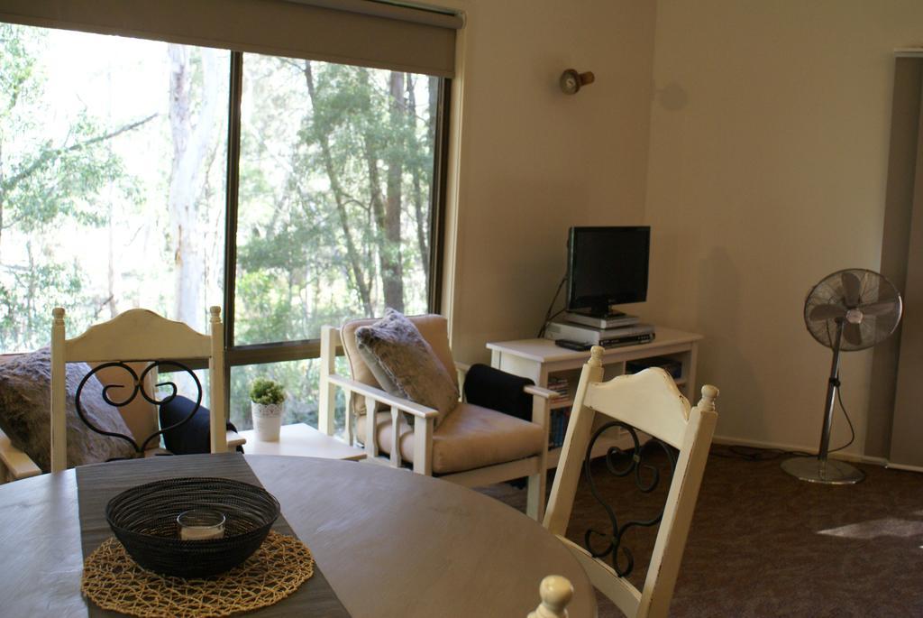 Twin Falls Bush Cottages Fitzroy Falls エクステリア 写真