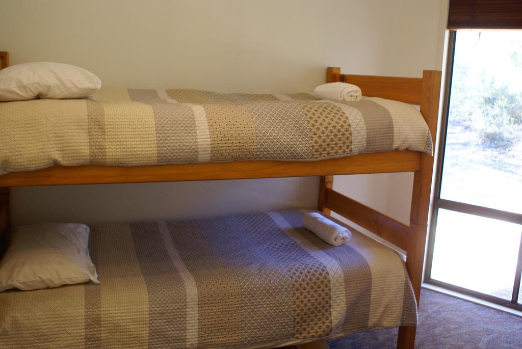 Twin Falls Bush Cottages Fitzroy Falls エクステリア 写真
