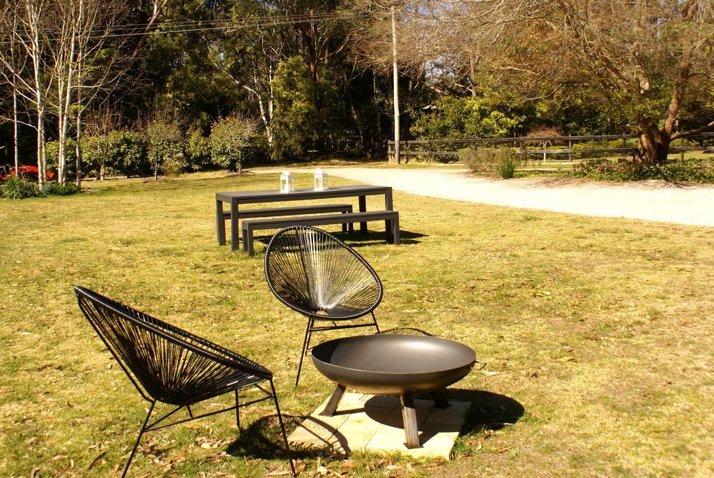 Twin Falls Bush Cottages Fitzroy Falls エクステリア 写真